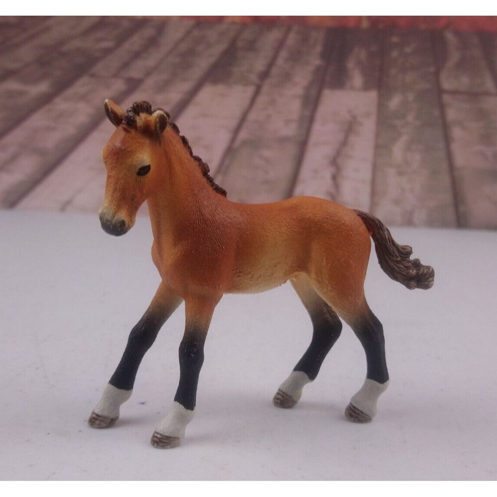 Schleich Tennessee Walker Foal Horse Figure 13804